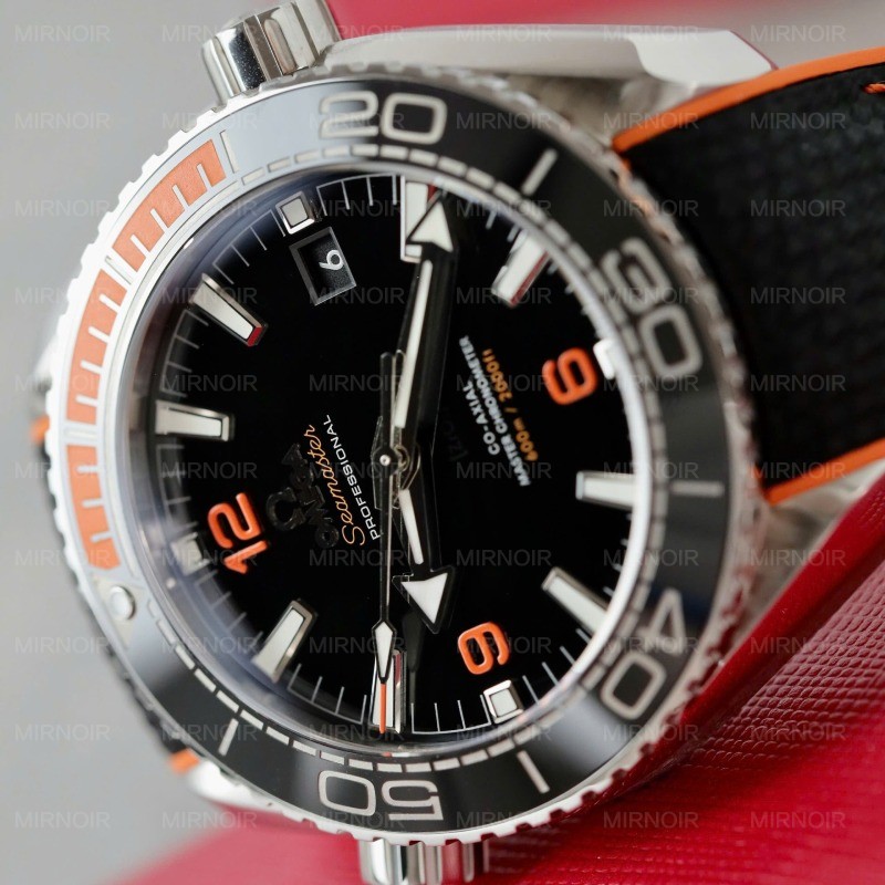 Dong-Ho-Omega-Planet-Ocean-600M-Replica-11-Day-Cao-Su-Nha-May-VS-43-5.jpg