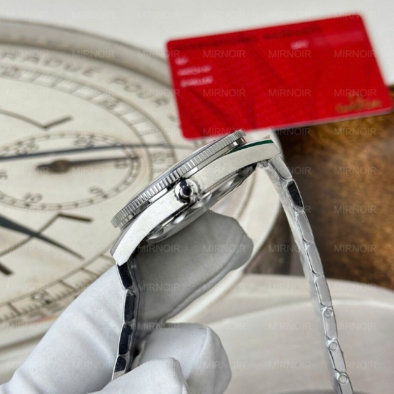 Dong-Ho-Omega-Replica-Cao-Cap-Seamaster-300-Heritage-Mat-Xanh-Xuong-VS-41mm-9-1024x1024.jpg