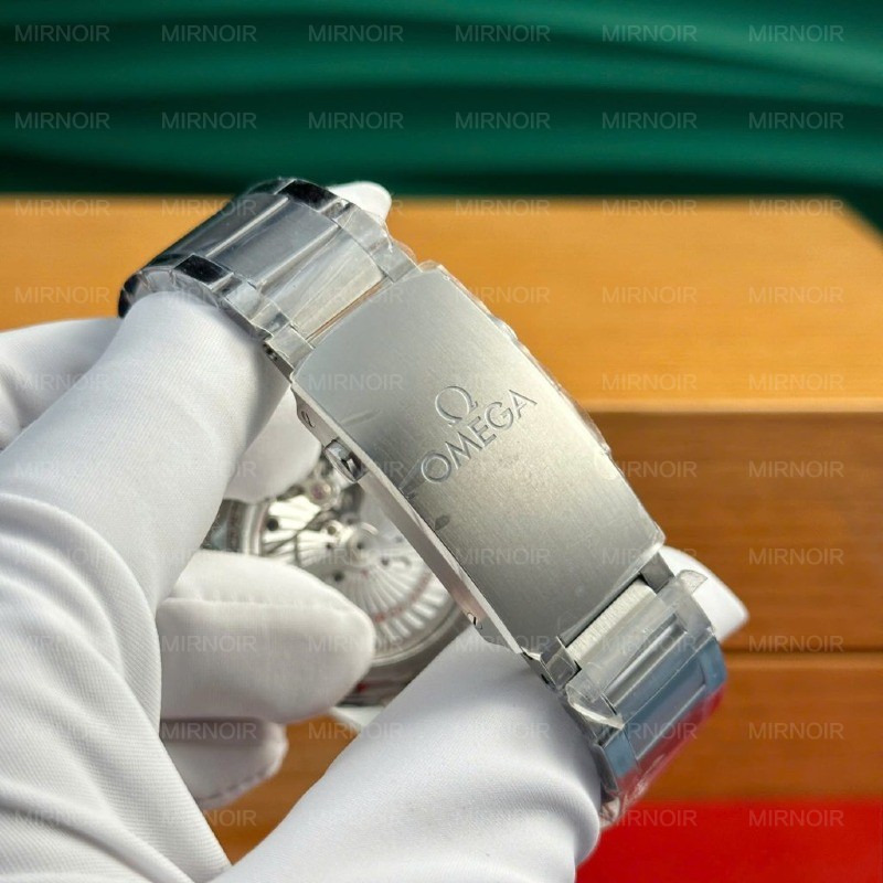 Dong-Ho-Omega-Seamaster-300-Heritage-Replica-1-1-Mat-Den-Day-Kim-Loai-Xuong-VS-41mm-10-1024x1024.jpg