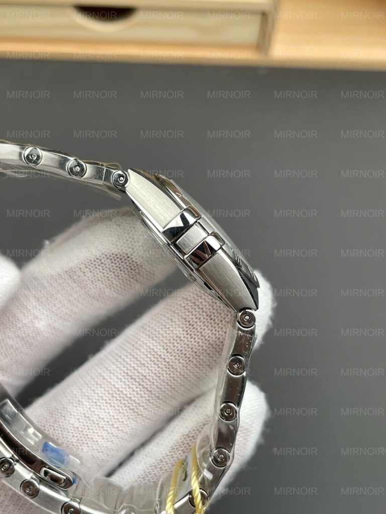 Dong-Ho-Omega-Constellation-Replica-11-Mat-So-Xa-Cu-Dinh-Da-May-Co-Automatic-28mm-2-768x1024.jpg