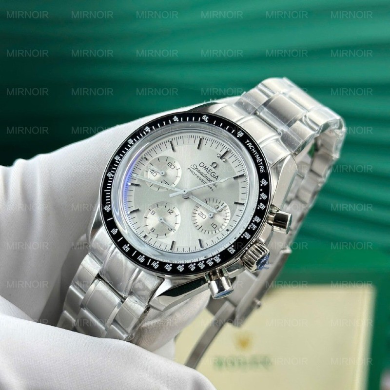 Dong-Ho-Omega-Replica-11-Speedmaster-Moonwatch-Chronograph-Mat-Bac-Vien-Gom-Den-Xuong-OM-42mm-4-1024x1024.jpg