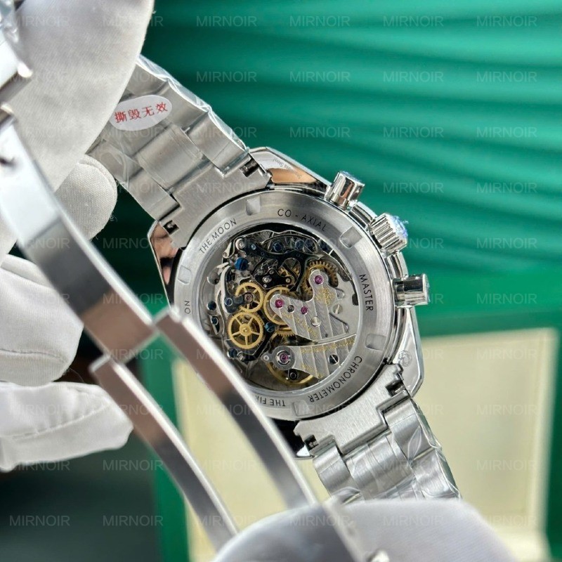 Dong-Ho-Omega-Replica-11-Speedmaster-Moonwatch-Chronograph-Mat-Bac-Vien-Gom-Den-Xuong-OM-42mm-6-1024x1024.jpg