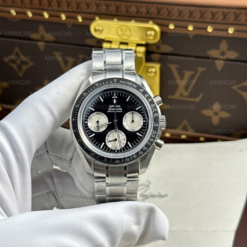 Dong-Ho-Omega-Speedmaster-Moonwatch-Chronograph-Mat-Den-Day-Kim-Loai-Replica-Cao-Cap-Xuong-OM-42mm-3-1024x1024.jpg