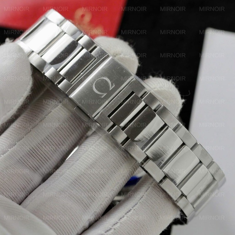 Dong-Ho-Omega-Replica-11-Seamaster-Aqua-Terra-150M-Kim-Giay-Hinh-Ran-Xuong-VS-41mm-9-1024x1024.jpg