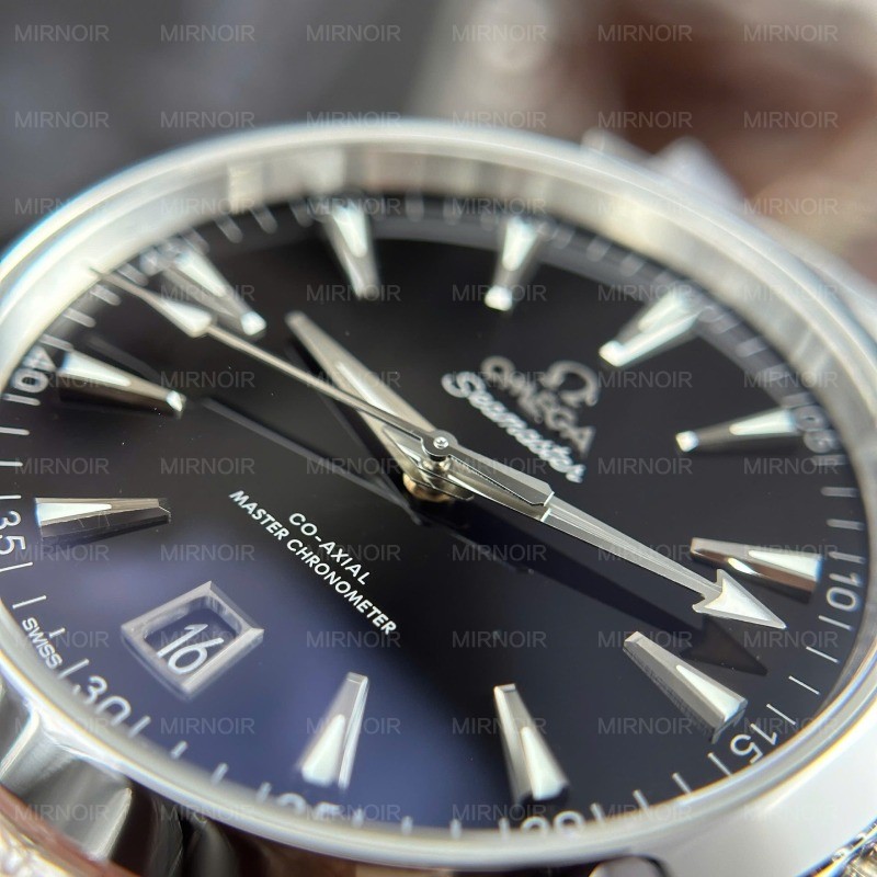 Dong-Ho-Omega-Seamaster-Aqua-Terra-150M-Replica-11-Mat-Den-Tron-Nha-May-VS-41mm-7.jpg