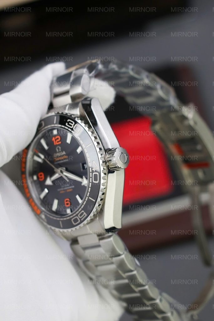 Dong-Ho-Omega-Seamaster-Planet-Ocean-Replica-11-Day-Kim-Loai-43-4-683x1024.jpg