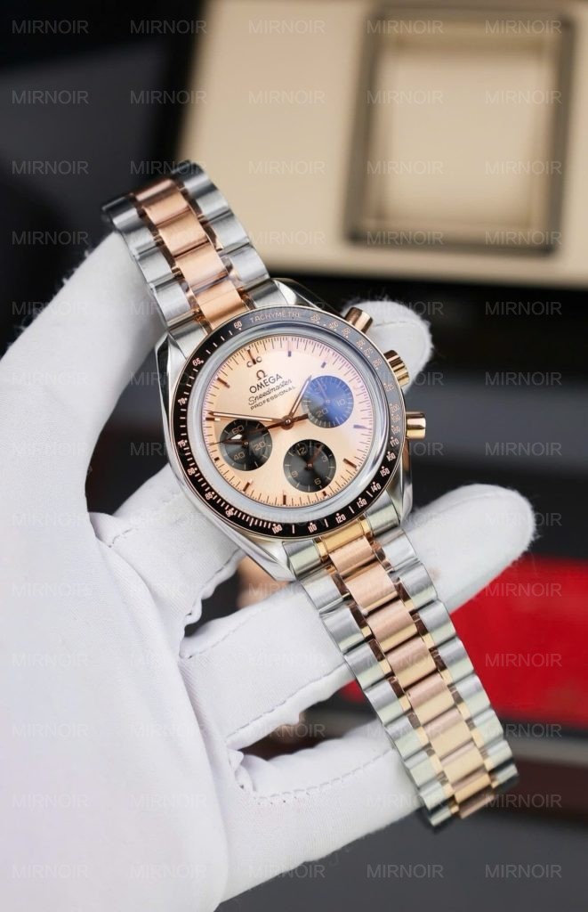 Dong-Ho-Omega-SpeedMaster-Che-Tac-MoonWatch-Demi-Vang-Hong-42mm-2-661x1024.jpg