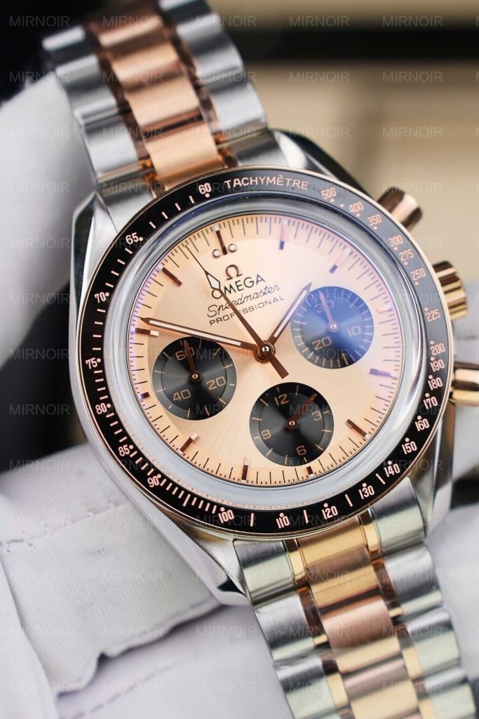 Dong-Ho-Omega-SpeedMaster-Che-Tac-MoonWatch-Demi-Vang-Hong-42mm-5-683x1024.jpg