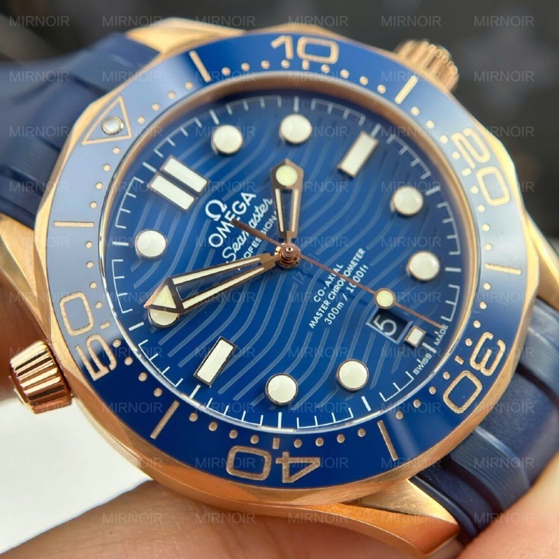 Dong-Ho-Omega-Seamaster-Diver-300M-Replica-Cao-Cap-Mau-Xanh-Duong-Xuong-VS-42mm-10-1024x1024.jpg