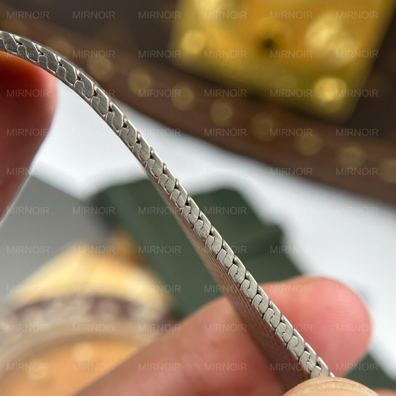 Dong-Ho-Omega-Seamaster-Driver-300-Replica-Mat-Xanh-Green-Full-Set-Nha-May-VS-42mm-16.jpg