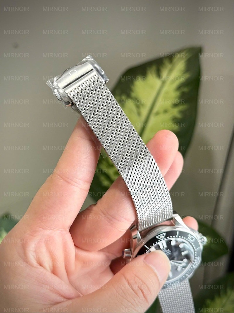 Dong-Ho-Omega-Seamaster-Diver-300M-Replica-11-VFS-42mm-3.jpg