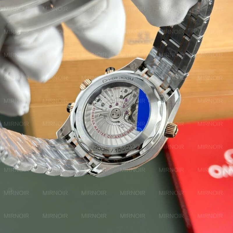 Dong-Ho-Omega-Rep-11-Seamaster-Diver-300M-Chronograph-Demi-Vang-Hong-Mat-Den-N1-44mm-3.jpg