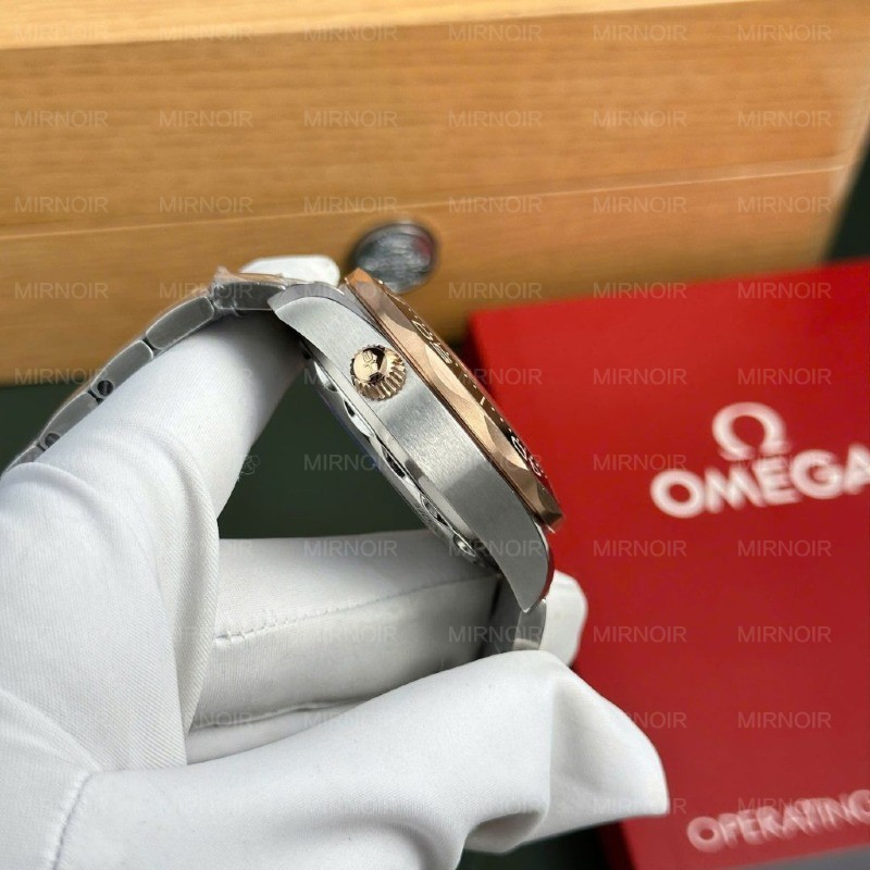 Dong-Ho-Omega-Rep-11-Seamaster-Diver-300M-Chronograph-Demi-Vang-Hong-Mat-Den-N1-44mm-4.jpg