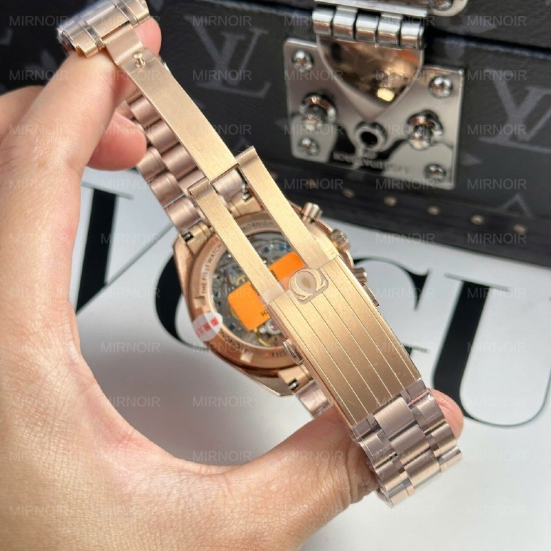 Dong-Ho-Omega-SpeedMaster-MoonWatch-Ma-Vang-Hong-Nha-May-OM-42mm-1-1024x1024.jpg
