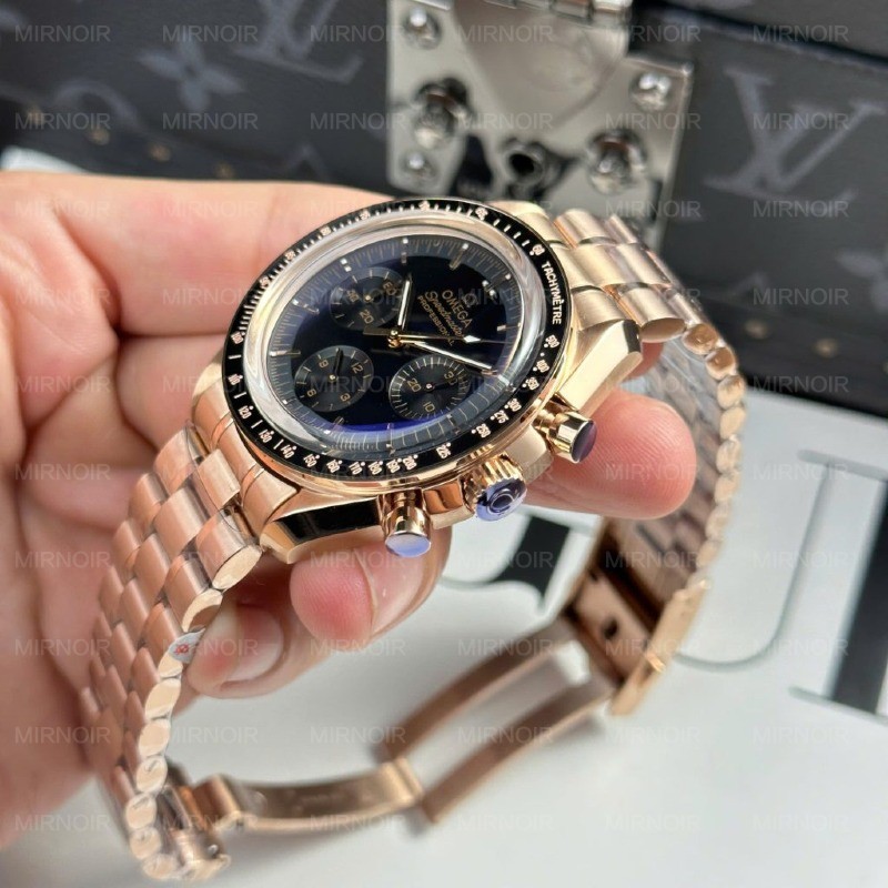 Dong-Ho-Omega-SpeedMaster-MoonWatch-Ma-Vang-Hong-Nha-May-OM-42mm-4-1024x1024.jpg