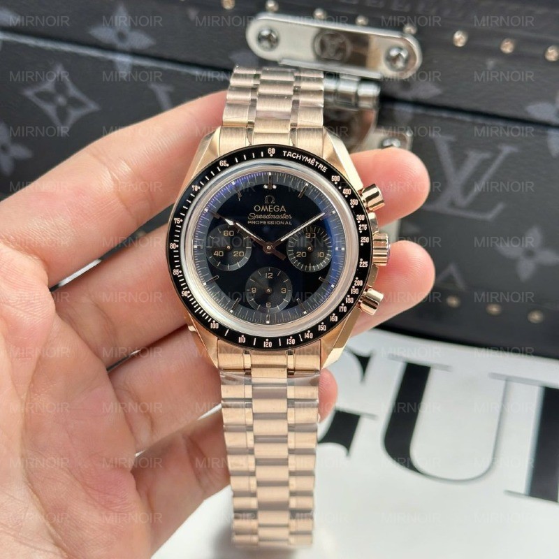 Dong-Ho-Omega-SpeedMaster-MoonWatch-Ma-Vang-Hong-Nha-May-OM-42mm-6-1024x1024.jpg