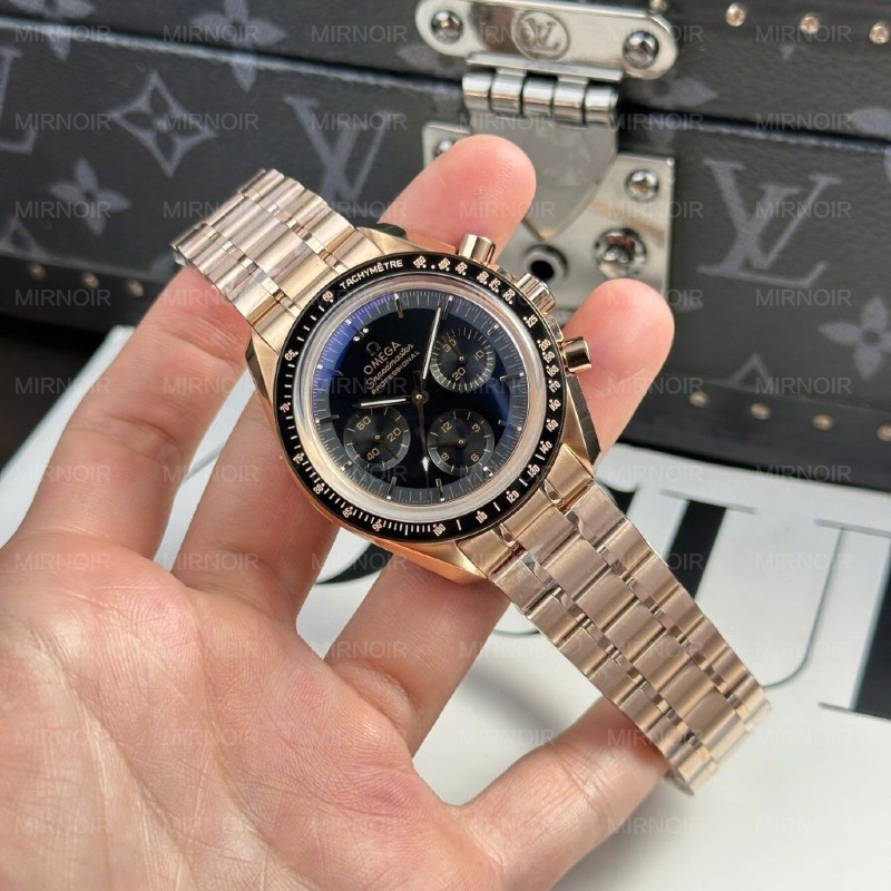 Dong-Ho-Omega-SpeedMaster-MoonWatch-Ma-Vang-Hong-Nha-May-OM-42mm-7-1024x1024.jpg