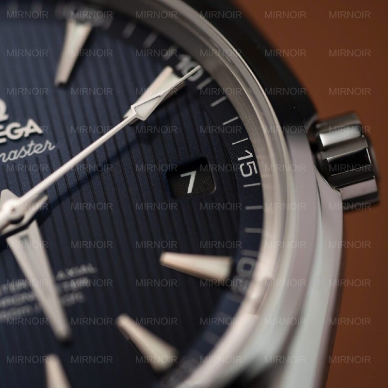 Dong-Ho-Replica-11-Omega-Seamaster-Aqua-Terra-Mat-Den-Nha-May-VS-41mm-3-1024x1024.jpg