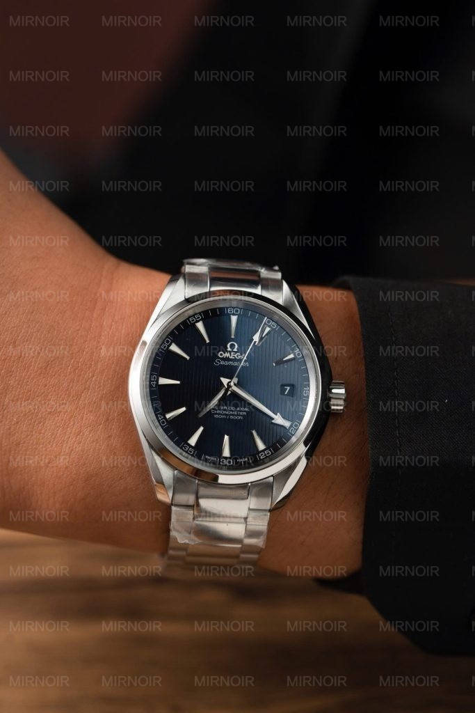 Dong-Ho-Replica-11-Omega-Seamaster-Aqua-Terra-Mat-Den-Nha-May-VS-41mm-8-683x1024.jpg