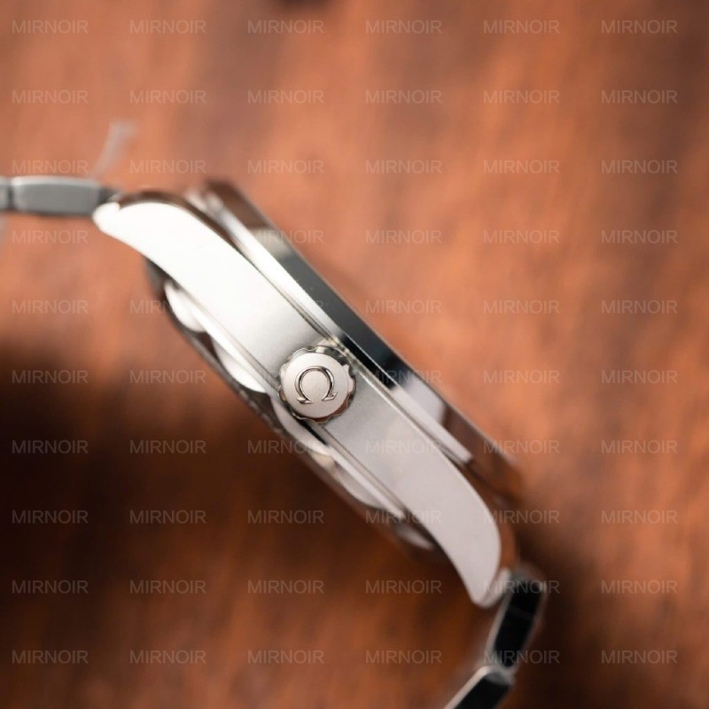 Dong-Ho-Replica-11-Omega-Seamaster-Aqua-Terra-Mat-Den-Nha-May-VS-41mm-12-1024x1024.jpg