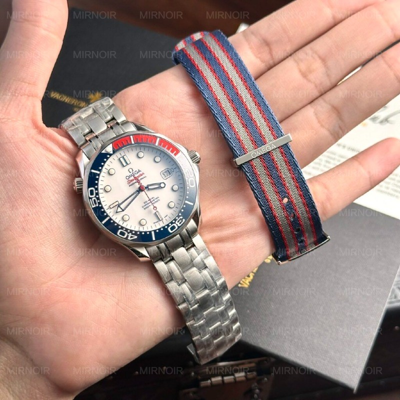 Dong-Ho-Omega-Seamaster-Profesional-007-Replica-11-Nha-May-VS-2-1024x1024.jpg