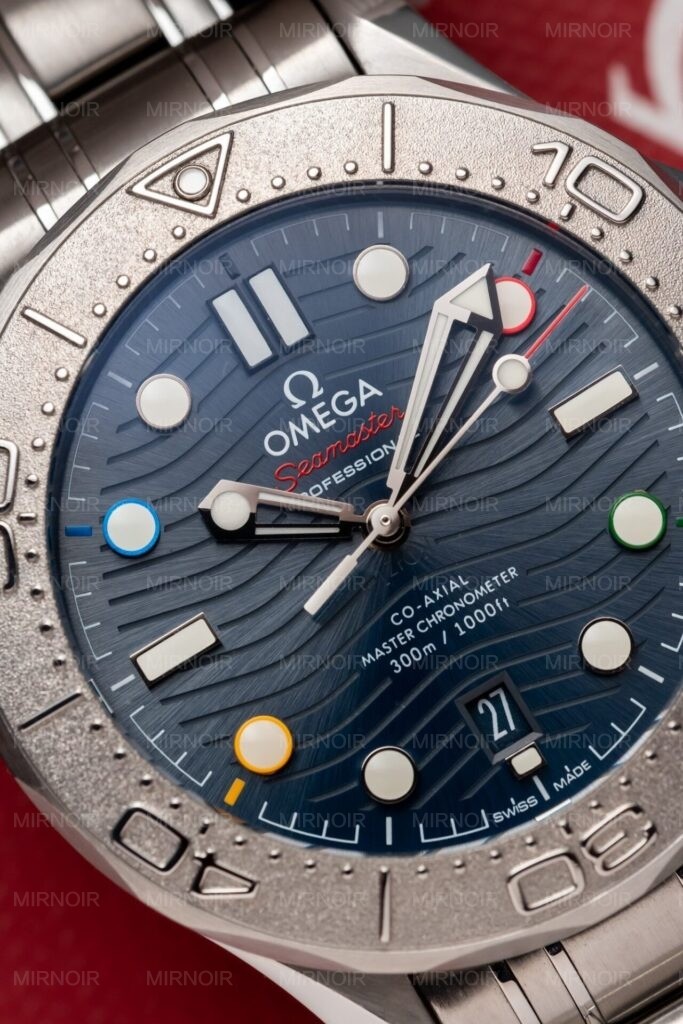 Dong-Ho-Omega-Seamaster-007-Replica-11-Nha-May-VS-Mat-Blue-41mm-1-683x1024.jpg
