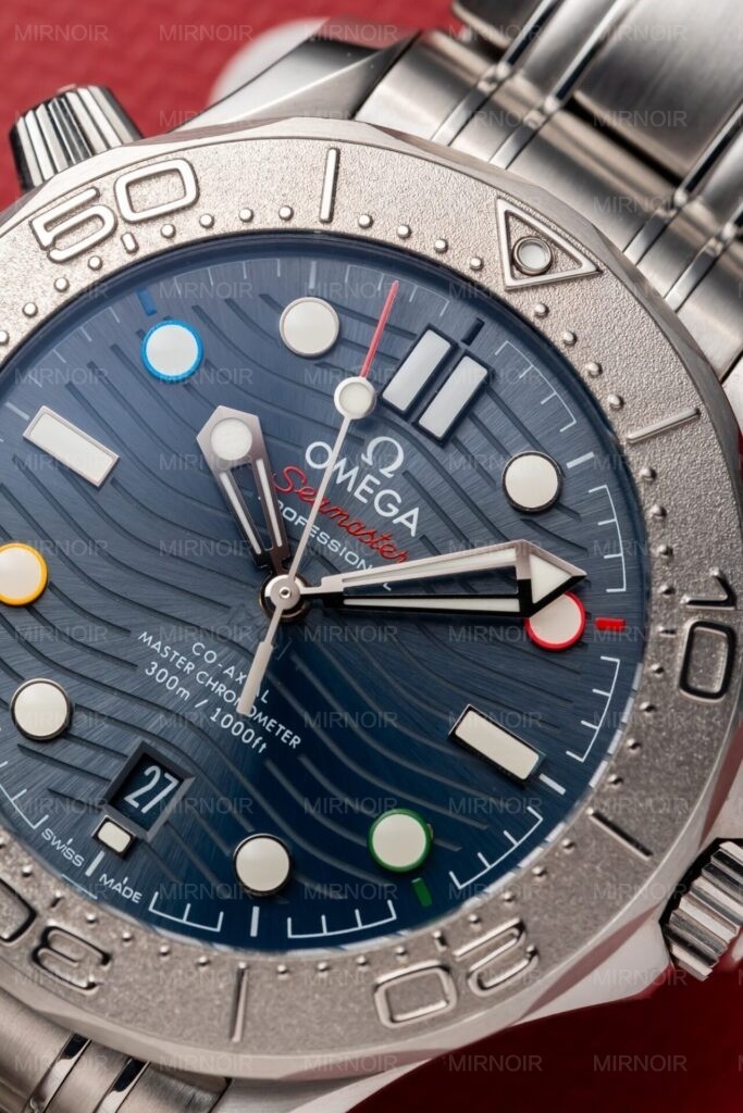 Dong-Ho-Omega-Seamaster-007-Replica-11-Nha-May-VS-Mat-Blue-41mm-3-683x1024.jpg