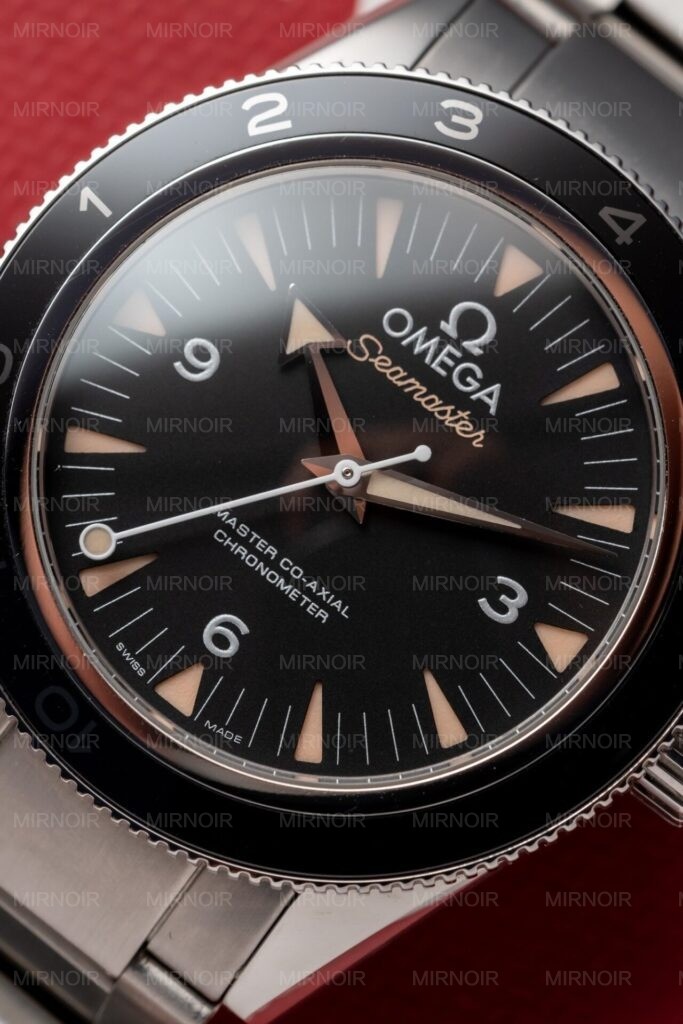 Dong-Ho-Omega-Seamaster-007-Replica-11-Nha-May-VS-Mat-Den-41mm-2-683x1024.jpg
