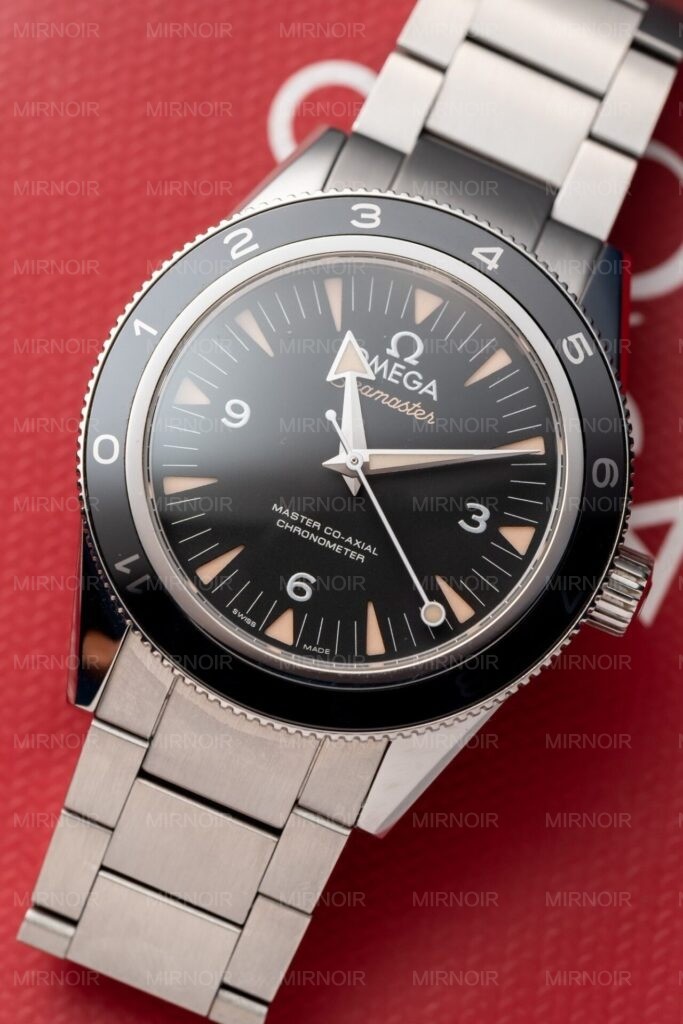 Dong-Ho-Omega-Seamaster-007-Replica-11-Nha-May-VS-Mat-Den-41mm-7-683x1024.jpg