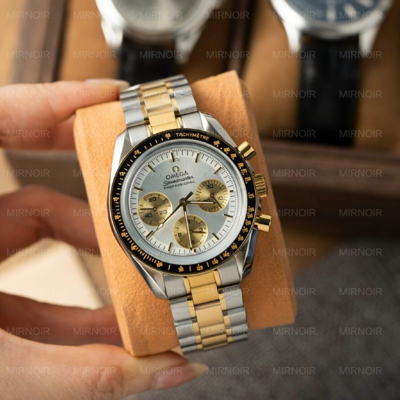 Dong-Ho-Omega-SpeedMaster-MoonWatch-Chronogarph-Demi-Gold-Rep-11-Cao-Cap-42mm-3-1024x1024.jpg