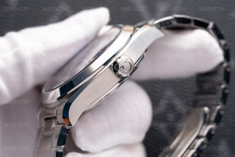 Dong-Ho-Omega-Seamaster-Aqua-Terra-Ban-Do-Replica-11-VSF-43mm-5-1024x683.jpg