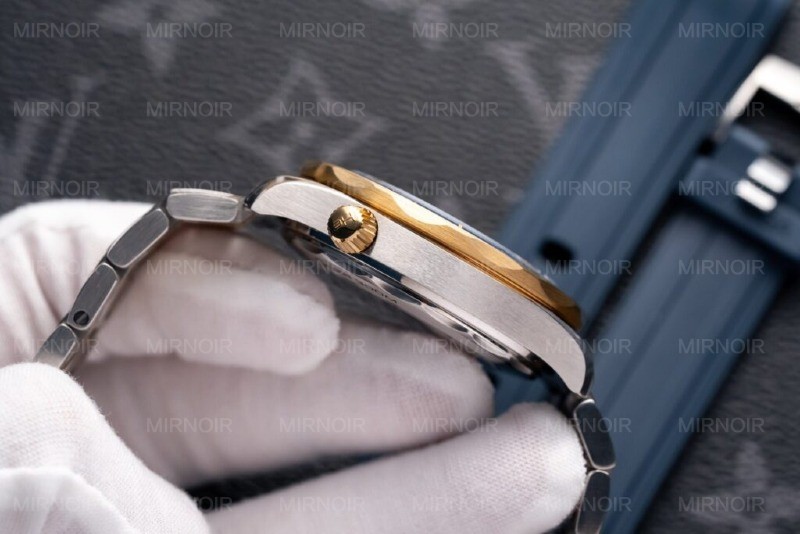 Dong-Ho-Omega-Seamaster-DemiGold-Replcia-11-Mat-Xanh-42mm-5-1024x683.jpg