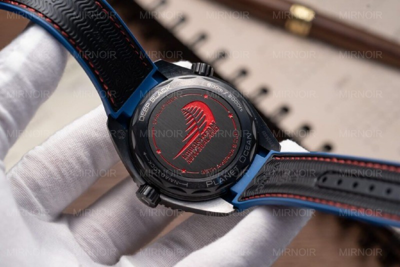 Dong-Ho-Omega-Seamaster-GMT-Replica-Cao-Cap-Nhat-VS-45-3-1024x683.jpg