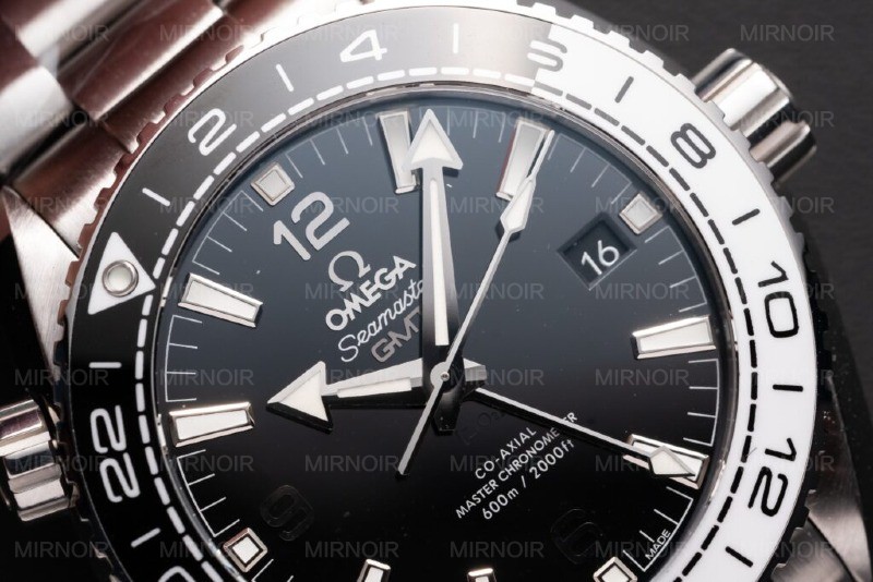 Dong-Ho-Omega-Seamaster-Planet-Ocean-600m-Replica-11-4-1024x683.jpg