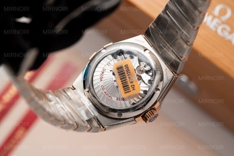 Dong-Ho-Omega-Constellation-Mat-Nau-Rep-11-May-Thuy-Sy-VS-Factory-38mm-1-1024x683.jpg