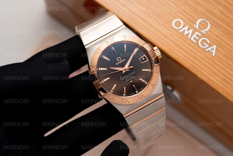 Dong-Ho-Omega-Constellation-Mat-Nau-Rep-11-May-Thuy-Sy-VS-Factory-38mm-5-1024x683.jpg