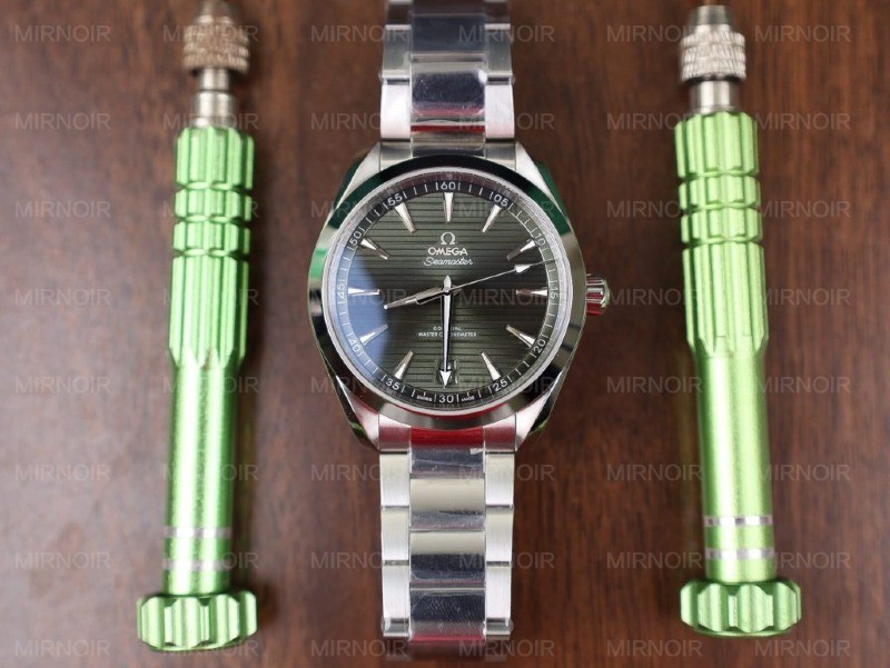 Dong-Ho-Omega-Seamaster-Aqua-Terra-Replica-11-Thuy-Sy-Day-Kim-Loai-1-1024x769.jpg