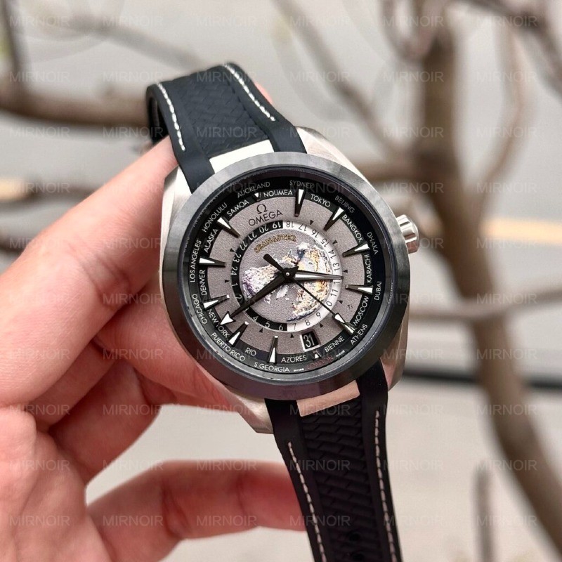 Dong-Ho-Omega-Aqua-Terra-Worldtimer-Replica-11-Thuy-Sy-VS-Factory-43mm-7-1024x1024.jpg