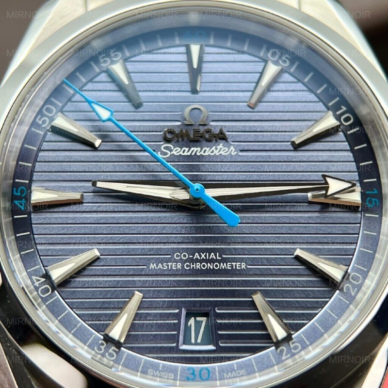 Dong-Ho-Omega-Seamaster-Aqua-Terra-Che-Tac-Mat-Xanh-VSF-41mm-4.jpg