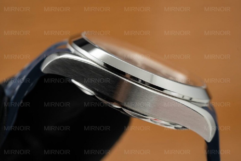 Dong-Ho-Omega-Seamaster-Aqua-Terra-Ban-Do-Day-Cao-Su-3.jpg