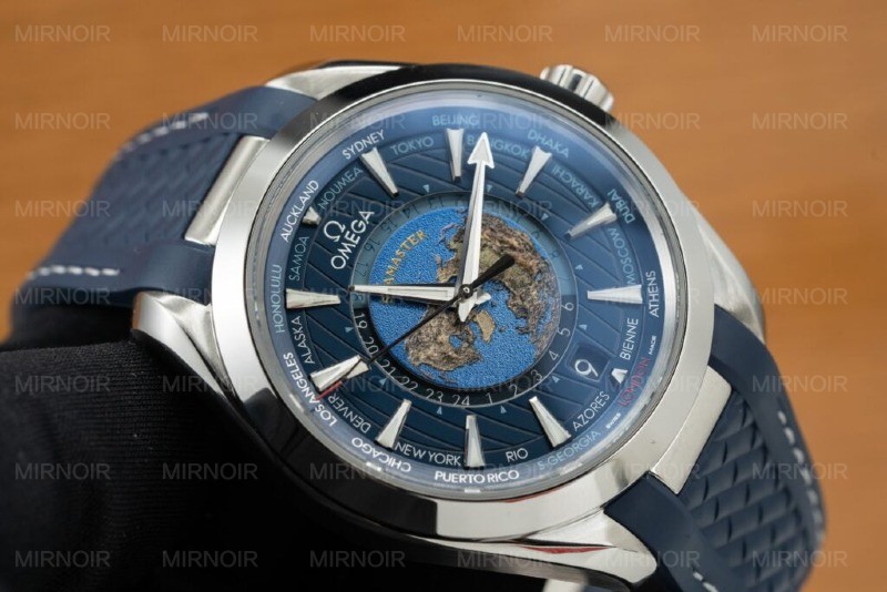 Dong-Ho-Omega-Seamaster-Aqua-Terra-Ban-Do-Day-Cao-Su-6.jpg
