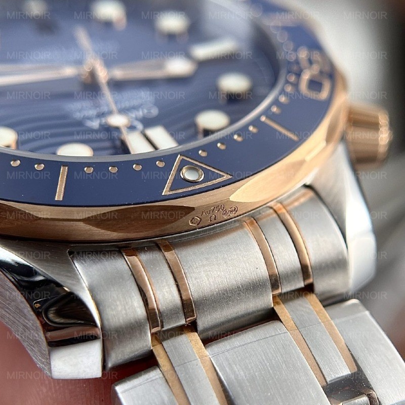 Dong-Ho-Omega-Seamaster-Demi-Vang-Hong-Mat-Xanh-Duong-VSF-42mm-3-1024x1024.jpg