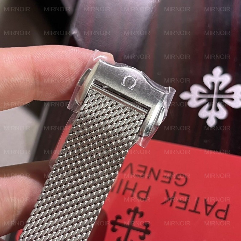 Dong-Ho-Omega-Replica-11-Seamaster-James-Bond-Nha-May-VS-42mm-6-1024x1024.jpg
