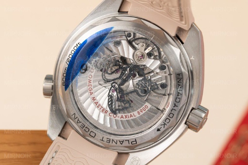 Dong-Ho-Omega-Planet-Ocean-600M-Replica-Cao-Cap-Nha-May-VS-9.jpg