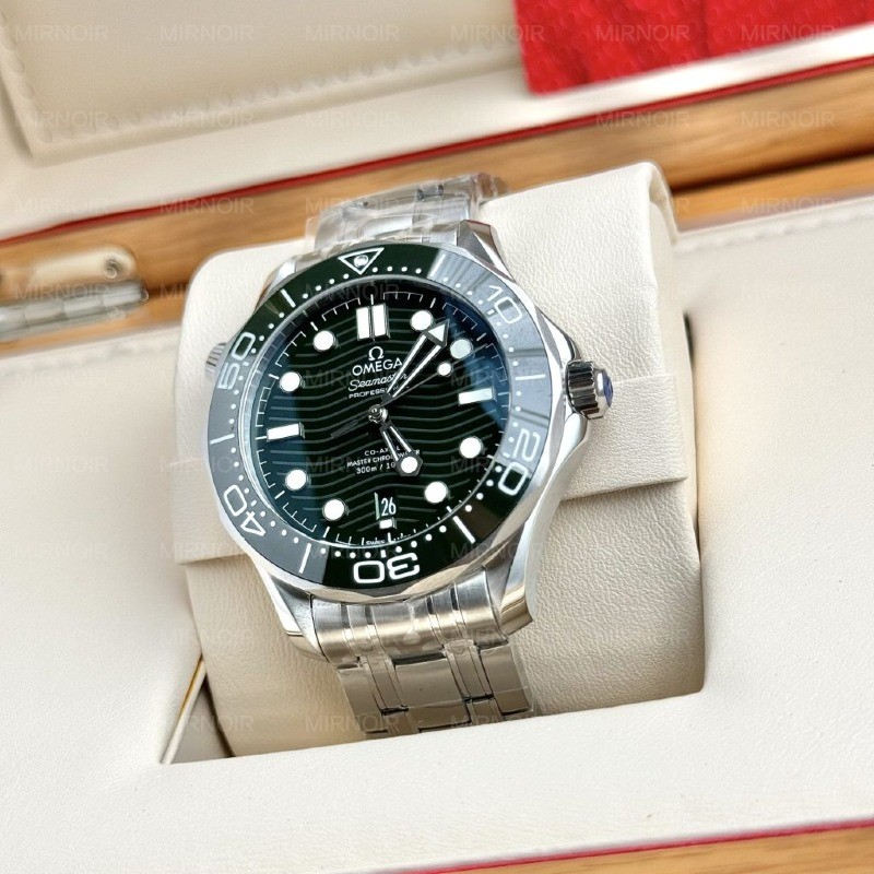 Dong-Ho-Omega-Che-Tac-Seamaster-Diver-300M-Mau-Xanh-La-Cay-VS-Factory-42mm-8-1024x1024.jpg