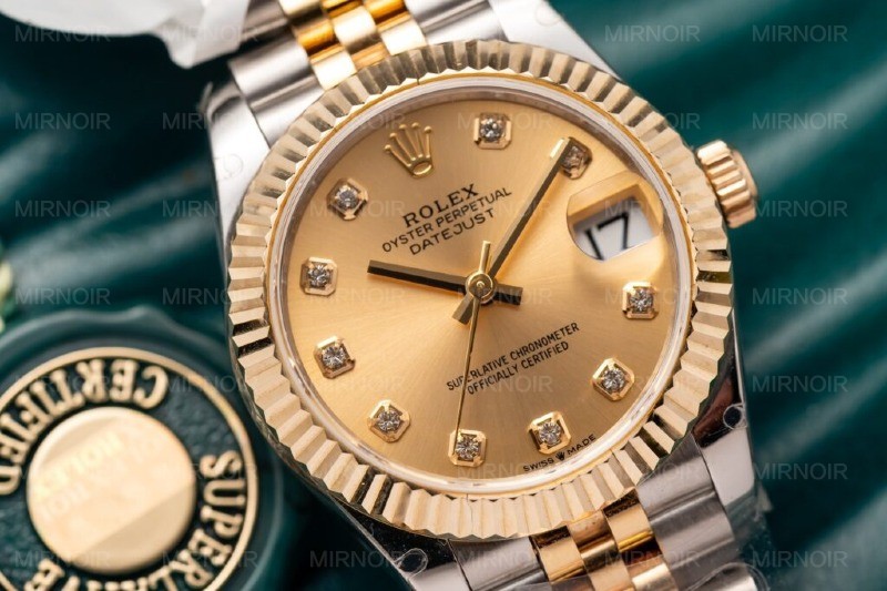 Dong-Ho-Nu-Rolex-DateJust-Replica-11-Boc-Vang-That-18K-GMF-31mm-3-1024x682.jpg