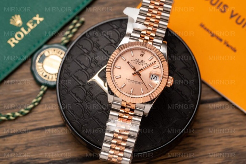 Dong-Ho-Rolex-DateJust-Boc-Vang-Hong-Rep-11-Mat-Ca-Hoi-GMF-31mm-3-1024x682.jpg