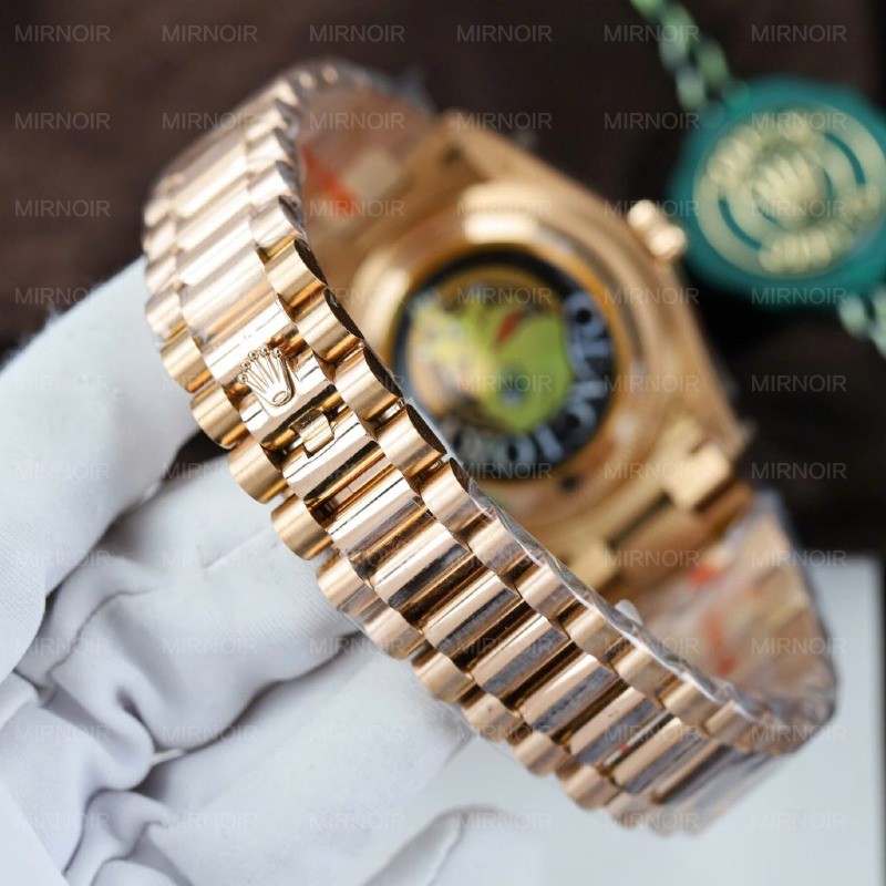 Dong-Ho-Rolex-Day-Date-128235-Replica-11-Mat-MOP-Trong-Luong-156gram-Nha-May-QF-36mm-2-1024x1024.jpg