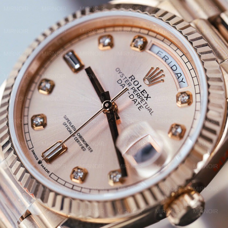 Dong-Ho-Rolex-Day-Date-128235-Replica-11-Ma-Vang-Hong-Trong-Luong-156-Gram-Xuong-QF-36mm-7.jpg