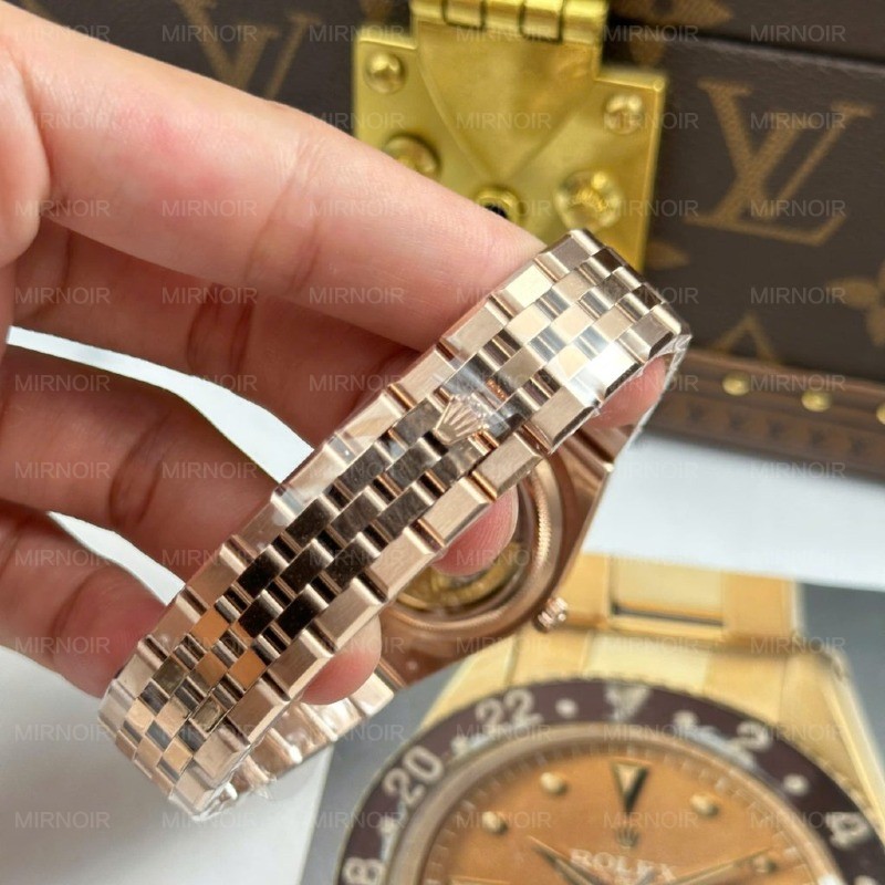 Dong-Ho-Rolex-Land-Dweller-127235-Replica-11-Mat-Trang-May-Co-Tu-Dong-Xuong-36mm-2-1024x1024.jpg